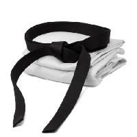 Pixwords Das Bild mit Gürtel, schwarz, weiß, Kleidung, Knoten Bela Tiberiu Attl - Dreamstime