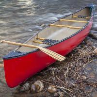 Pixwords Das Bild mit Boot, Wasser, Fluss, Felsen, rot Marek Uliasz (Marekuliasz)
