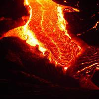 Pixwords Das Bild mit lava, vulkan, rot, heiß, Feuer, Berg Jason Yoder - Dreamstime