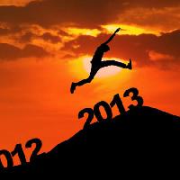 Pixwords Das Bild mit Jahr, springen, Himmel, Mann, Sprung, Sonne, Sonnenuntergang, neues Jahr Ximagination - Dreamstime