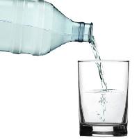 Pixwords Das Bild mit Wasser, Glas, Flasche Razihusin - Dreamstime