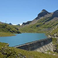 Pixwords Das Bild mit Staudamm, Wasser, Berg, Gebirge, Fluss, Grün Asdf_1